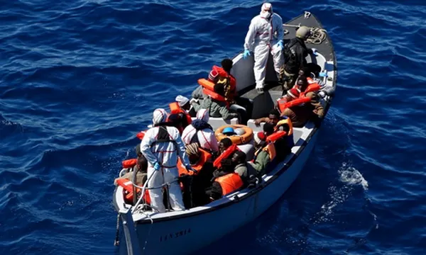Italy trở thành cửa ngõ chính của dòng người di cư vào châu Âu