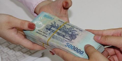 Bắt đối tượng nhận tiền chạy án