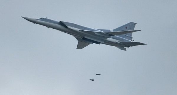 Máy bay Tu-22M3 của Nga không kích các mục tiêu của  IS ở Syria