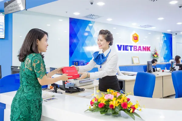 Được hưởng nhiều tiện ích khi gửi tiền tại VietBank