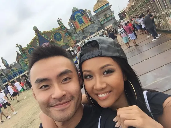 Suboi và VJ Dustin phấn khích với nhạc hội EDM Tomorrowland