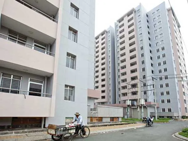 Nhanh chóng giải quyết 12.000 căn hộ để di dời dân ven kênh rạch