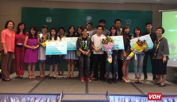 Ngưng xả rác điện tử” đạt giải nhất cuộc thi Khoảng khắc 3T