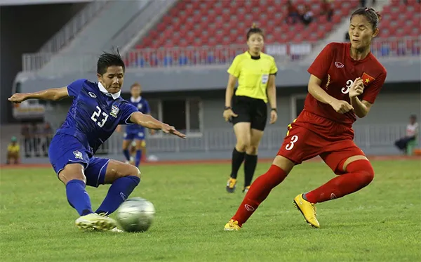 Bị cướp bàn thắng, tuyển nữ Việt Nam mất chức vô địch