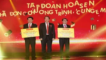 Hơn 28.000 phần quà cho trẻ em nghèo hiếu học