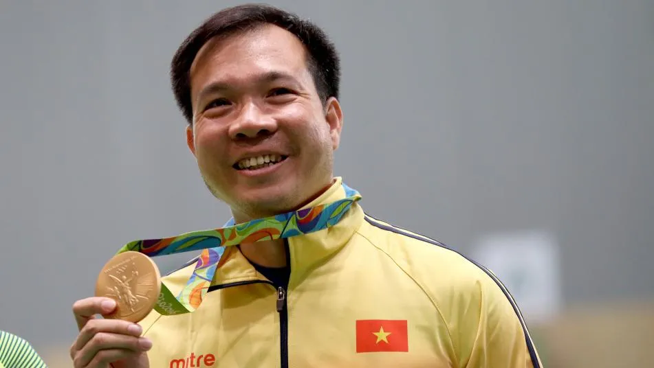 Hoàng Xuân Vinh giành HCV lịch sử và phá kỉ lục Olympic