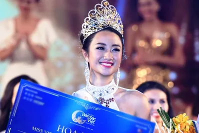 Trần Thị Thu Ngân đăng quang Hoa hậu Bản sắc Việt toàn cầu 2016
