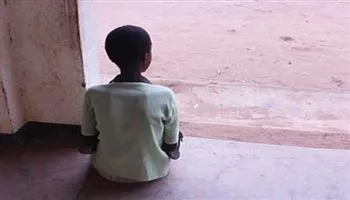Hủ tục quái đản tại Malawi: Quan hệ tình dục mới được chứng nhận tuổi thiếu nữ