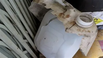 Đừng để mua axít dễ như mua rau !