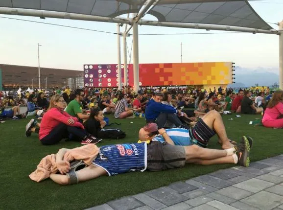 Khán giả mệt điên vì “dịch vụ hậu cần” tại Olympic Rio