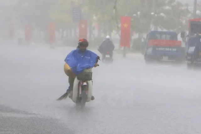 Công điện khẩn ứng phó với mưa lớn kéo dài