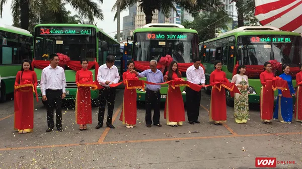 TPHCM khai trương xe buýt mới trên tuyến 03 và 34