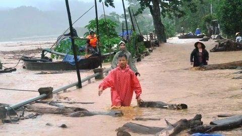 Mưa lũ làm 7 người chết, 2 người mất tích