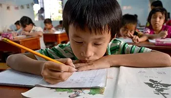 Cần có lộ trình khi cấm dạy thêm, học thêm 