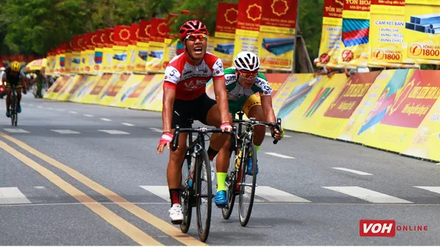 Tay đua 30 tuổi Thanh Nhân của TPHCM về nhất chặng