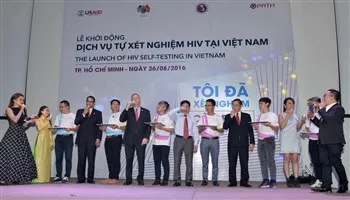 Đã có thể tự xét nghiệm HIV tại Việt Nam