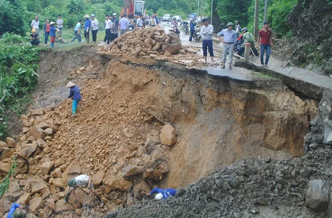 Cảnh báo nguy cơ sạt lở đất, lũ quét vùng núi  phía Bắc