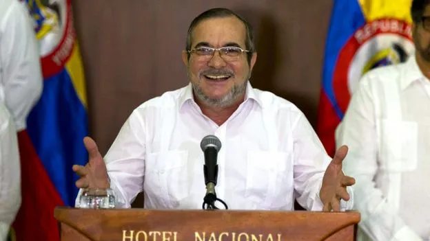 Nhóm phiến quân Colombia FARC chính thức tuyên bố ngừng bắn