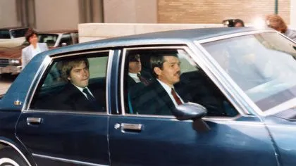 Người ám sát hụt cựu tổng thống Ronald Reagan được trở về gia đình vào tuần tới