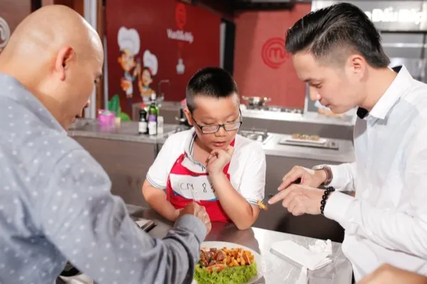 Vua Đầu Bếp Nhí Việt Nam: Các đầu bếp nhí náo loạn vòng sơ loại tại TPHCM