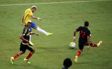 Kết quả bóng đá (7/9): Neymar tỏa sáng giúp Brazil đá bại Colombia