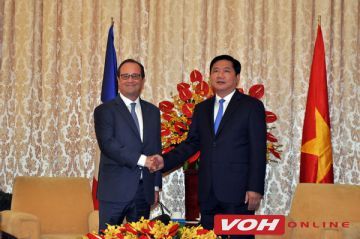 Lãnh đạo TPHCM tiếp Tổng thống Pháp