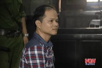 Phúc thẩm vụ án “chai Number One có ruồi”: Y án 7 năm tù đối với  Võ Văn Minh