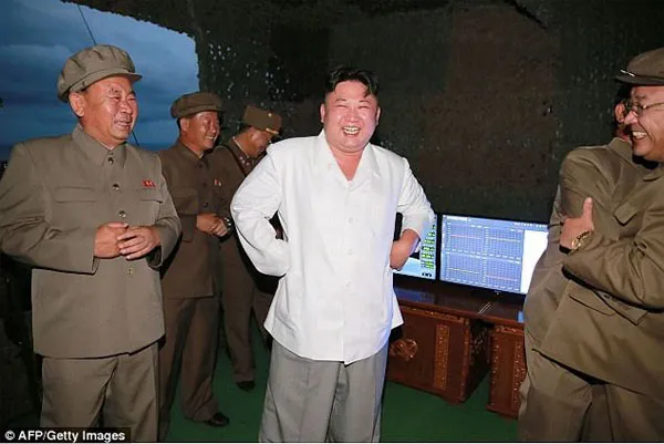 Kim Jong Un cấm người dân mỉa mai, nhạo báng Chính phủ