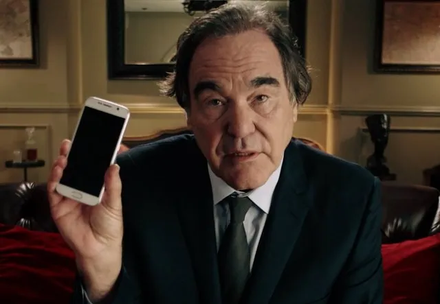 Đạo diễn “Mật Vụ Snowden” Oliver Stone - ông trùm của dòng phim “chính luận thương mại”