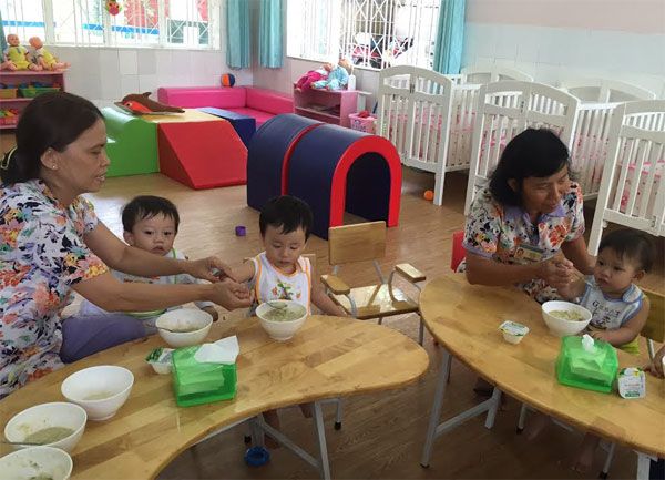 Quận 8 không tăng phí bán trú tại các trường mầm non