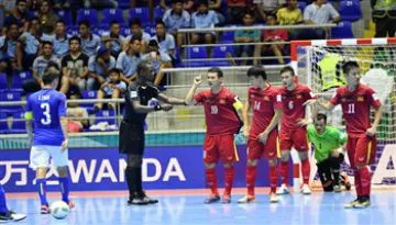 Tuyển futsal Việt Nam vào vòng knock-out World Cup