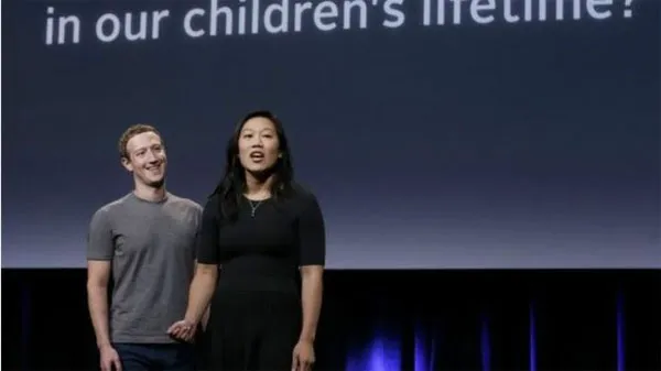 Ông chủ Facebook đặt mục tiêu “chữa khỏi mọi căn bệnh” vào năm 2100  