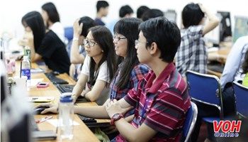 Học đại học hoàn toàn bằng tiếng Anh: Cơ hội hay thách thức?