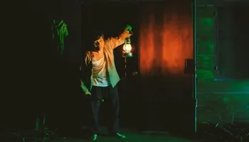 Khi những hồn ma không phải là điều đáng sợ nhất