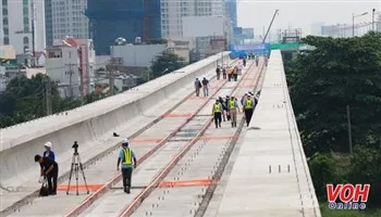 Hợp long cầu Sài Gòn của tuyến metro số 1 TPHCM