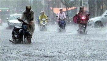 Gió mùa Tây Nam gây mưa dông, gió giật ở Nam Bộ 