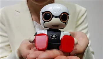 Toyota ra mắt Robot đồng hành tâm sự với người lái xe
