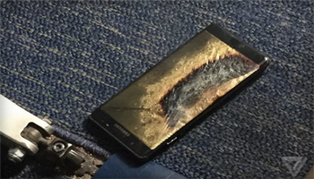 Galaxy Note 7 đã đổi mới bị bốc khói và cháy trên máy bay