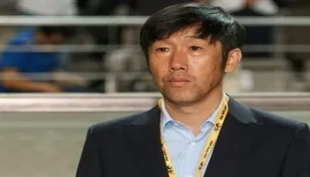 HLV tuyển Trung Quốc từ chức sau thảm bại vòng loại World Cup 2018