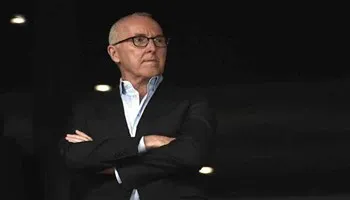 Marseille chính thức thuộc về tỷ phú người Mỹ McCourt