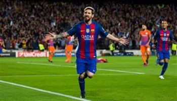 Luis Enrique: Messi thi đấu như đang chơi ở sân trường