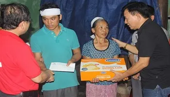 Vinamilk ủng hộ 2 tỷ đồng hỗ trợ đồng bào miền Trung