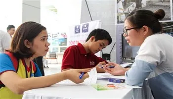 Hơn 7.500 lượt sinh viên tham gia ngày hội việc làm