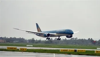 Hành khách gặp vấn đề về sức khỏe trên chuyến bay TPHCM-Narita