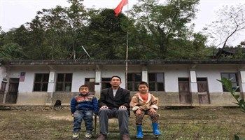 Tấm lòng cao cả của thầy giáo