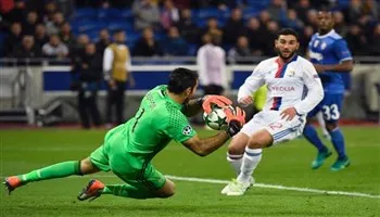 Kênh nào trực tiếp các trận đinh Champions League rạng sáng 3/11?