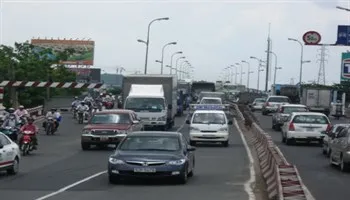 Tăng cường đảm bảo an toàn giao thông dịp cuối năm