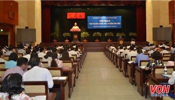 Tuyên truyền chuyên đề: một số nơi còn yếu, chưa đáp ứng nhu cầu thông tin