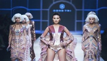 Công Trí đột phá với bộ sưu tập “Bất Quy Tắc”