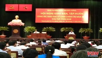Tăng cường công tác giáo dục lý luận chính trị 